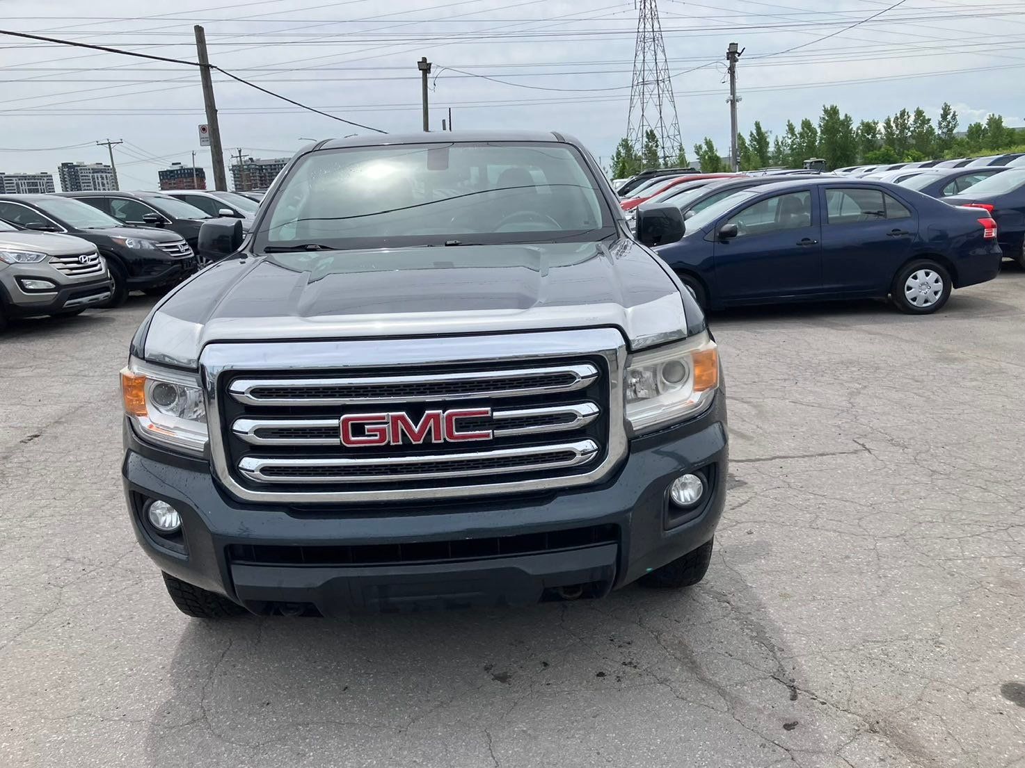GMC Canyon 2017 - Thumbnail 2