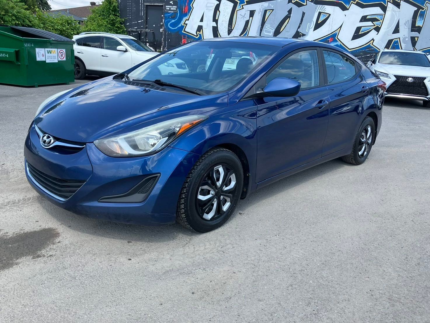 Hyundai Elantra 2016 - Thumbnail 1