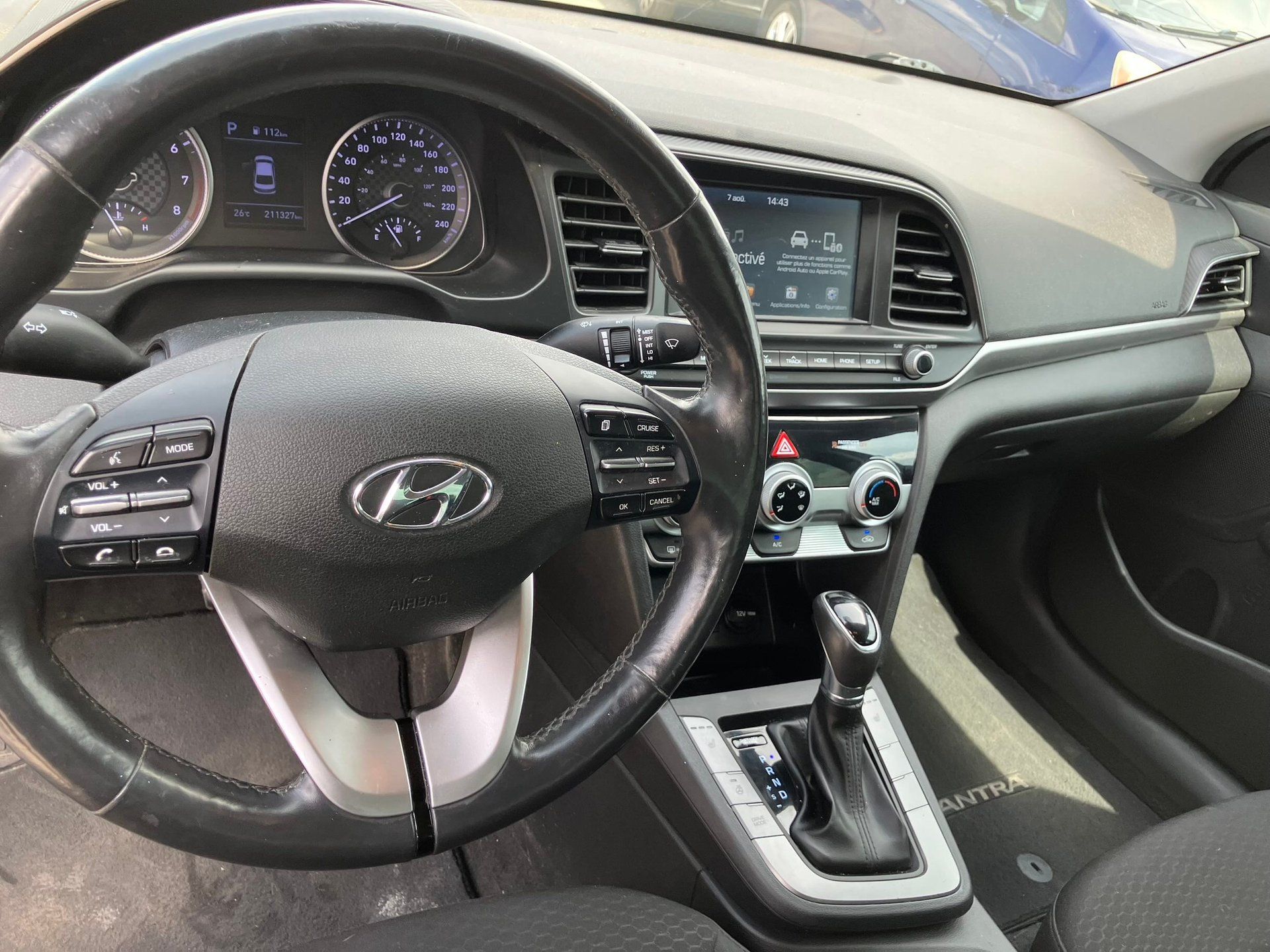 Hyundai Elantra 2020 - Thumbnail 11