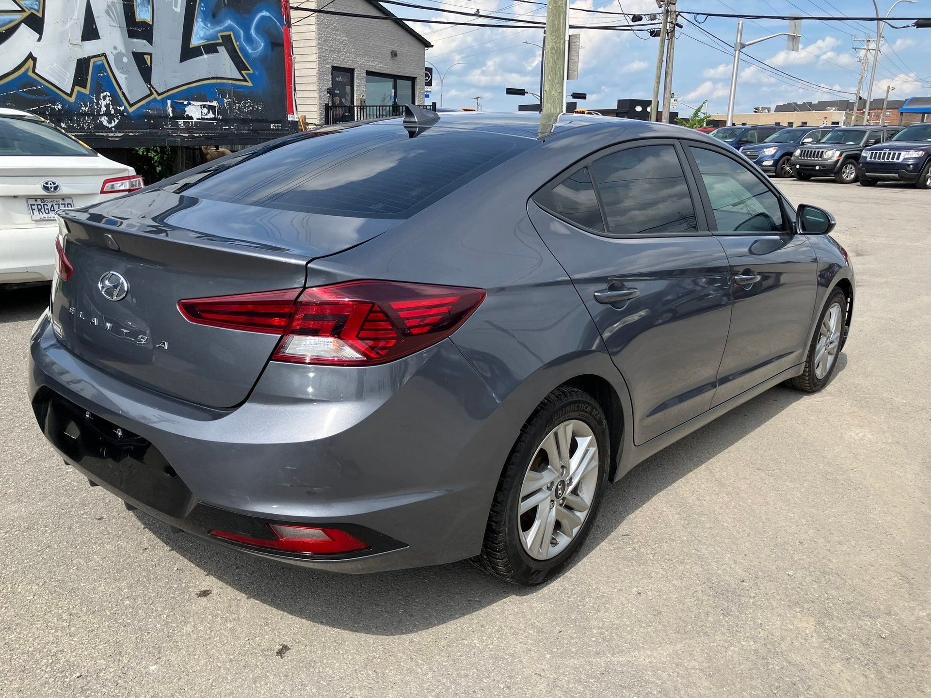 Hyundai Elantra 2020 - Thumbnail 5