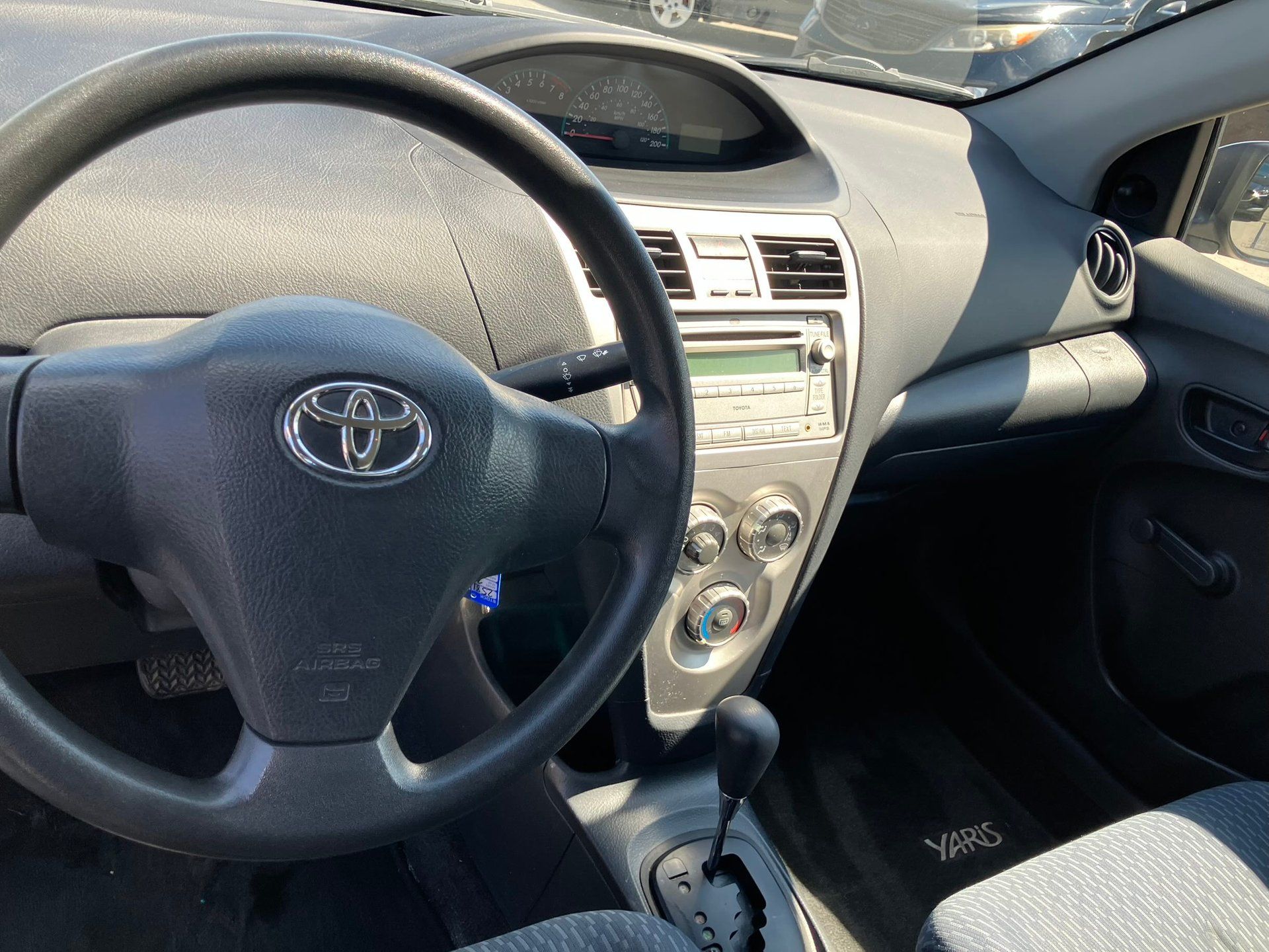 Toyota Yaris 2009 - Thumbnail 12
