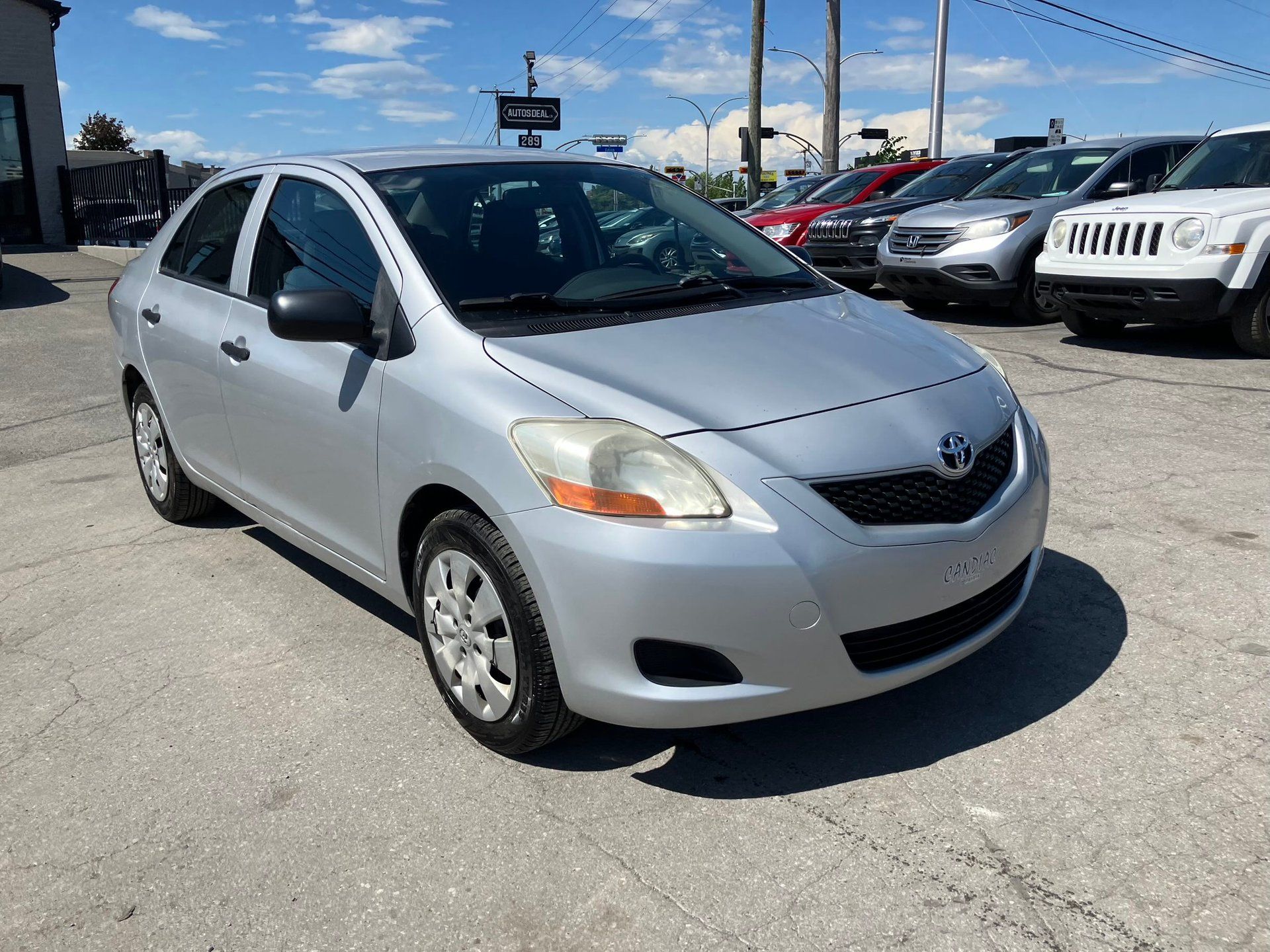 Toyota Yaris 2009 - Thumbnail 3