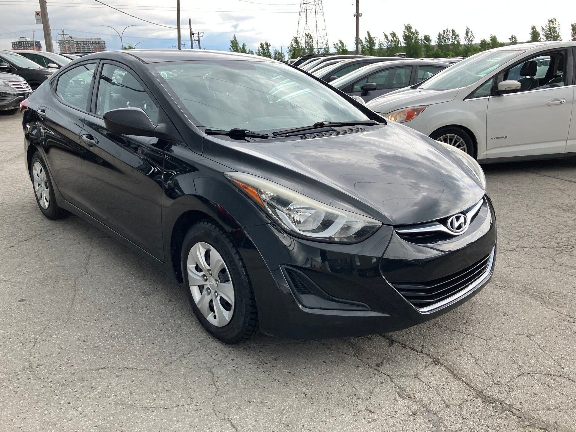 Hyundai Elantra 2014 - Thumbnail 3