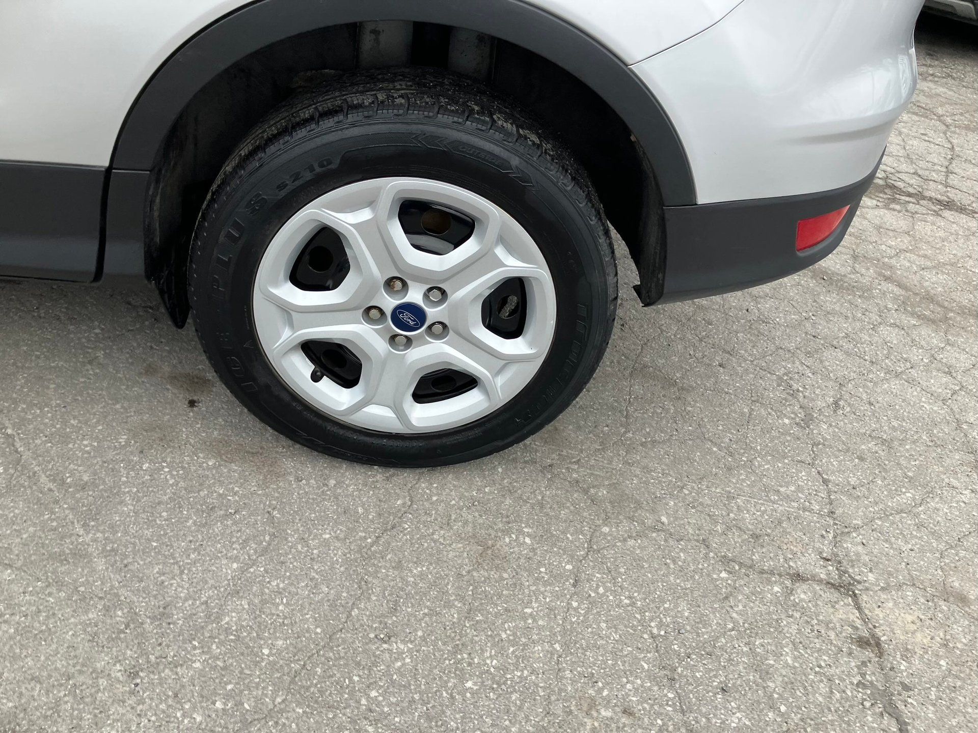 Ford Escape 2017 - Thumbnail 8