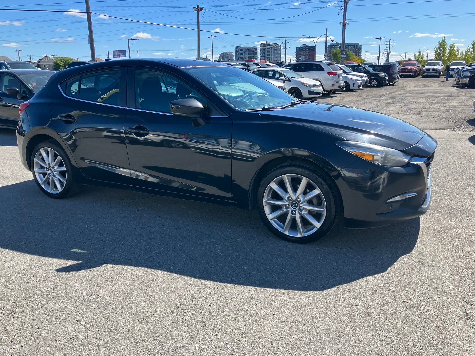 Mazda Mazda3 2018 - Thumbnail 4