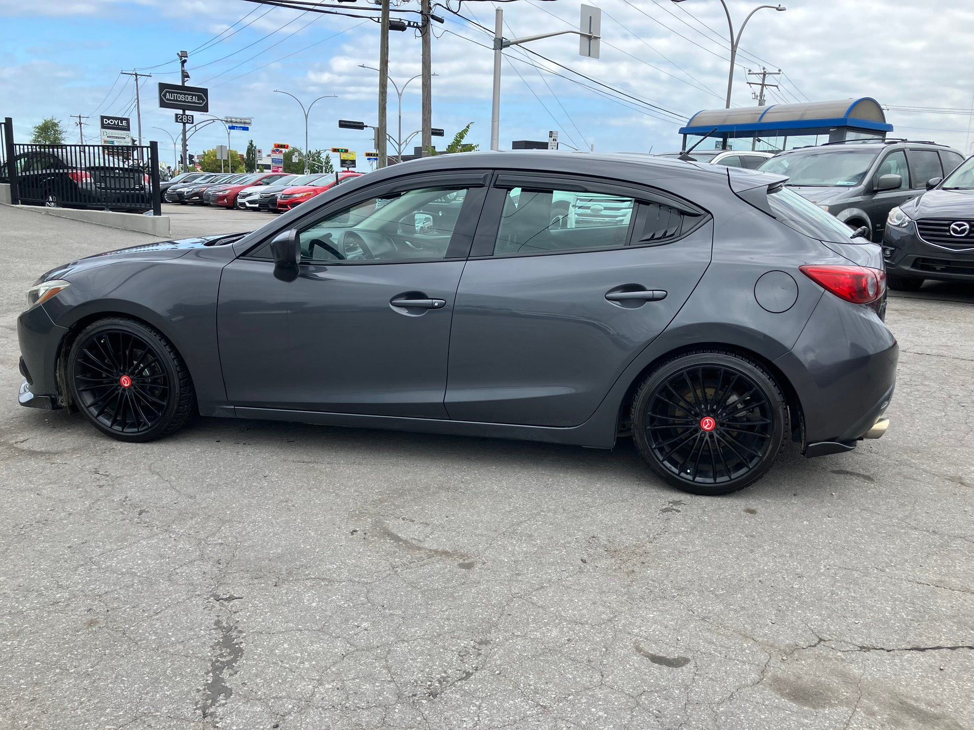 Mazda Mazda3 2015 - Thumbnail 8