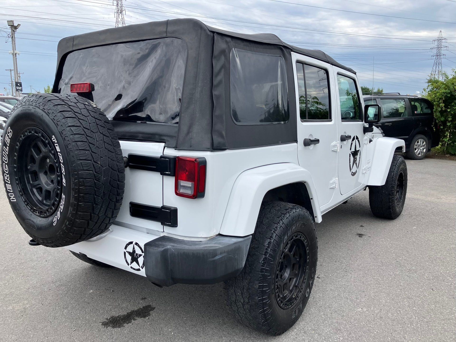 Jeep Wrangler Unlimited 2016 - Thumbnail 5