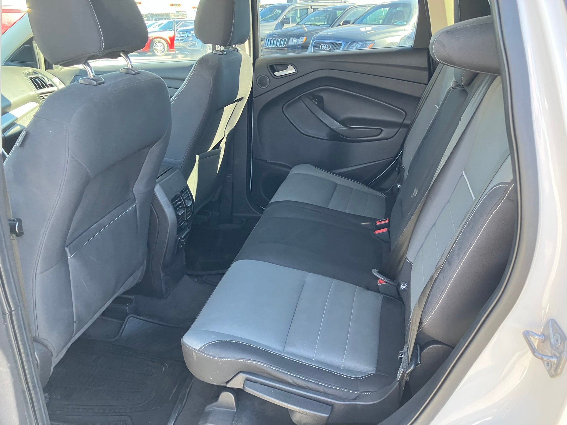 Ford Escape 2014 - Image 12
