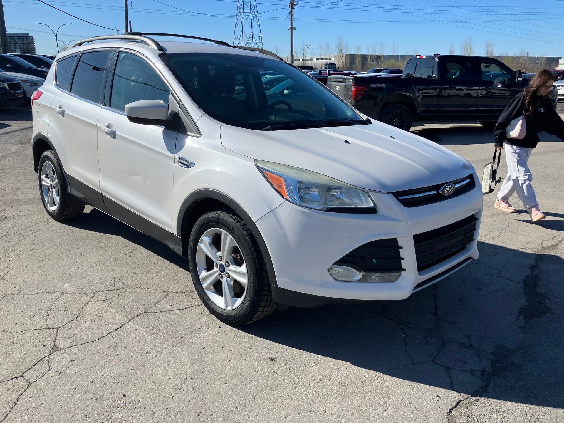 Ford Escape 2014 - Image 2