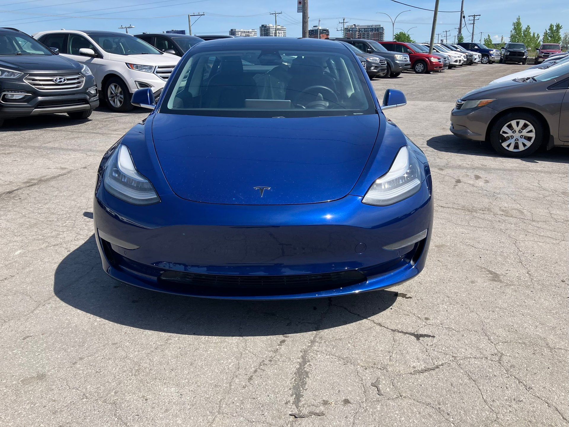 Tesla Model 3 2020 - Image 2