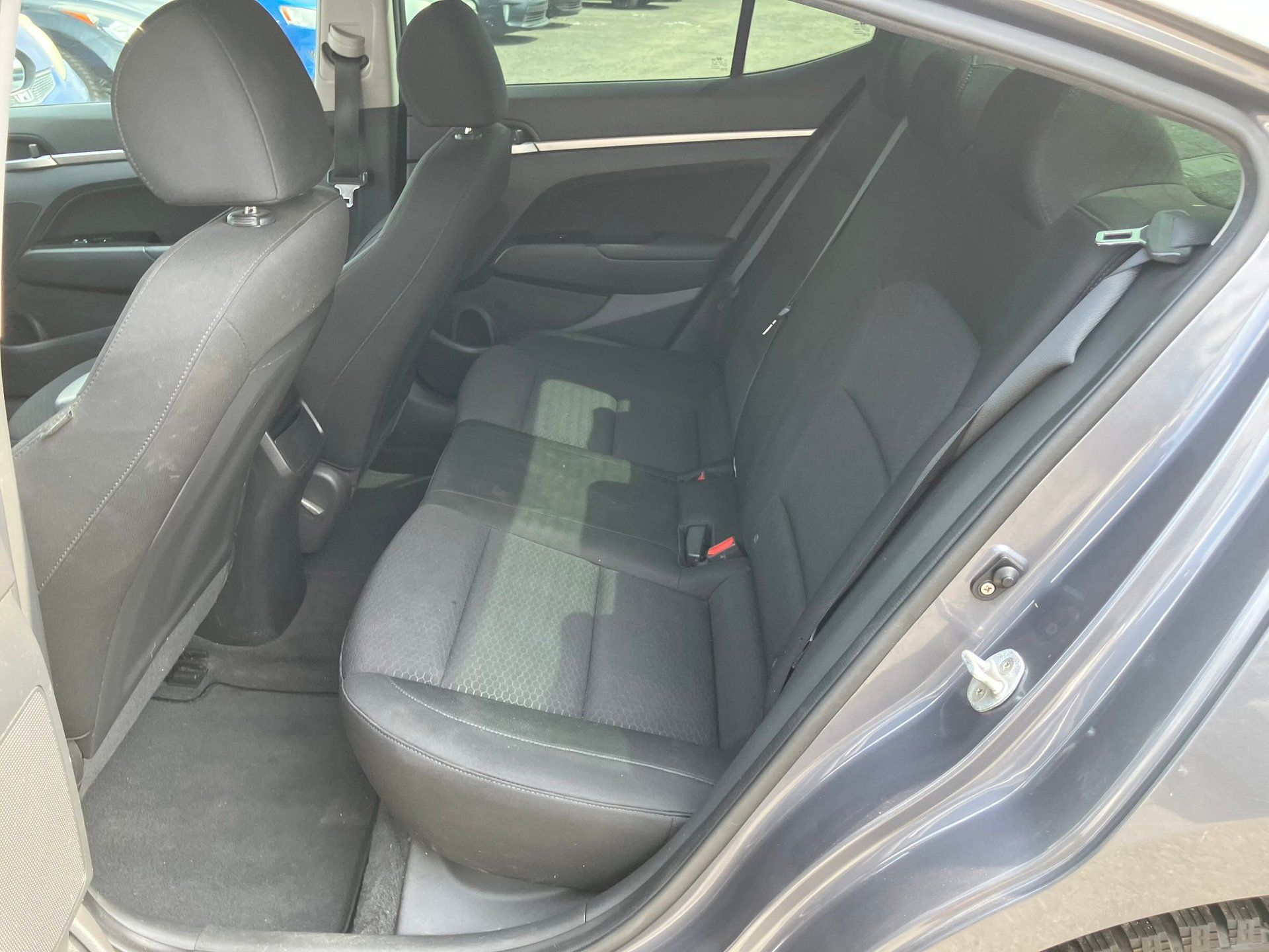Hyundai Elantra 2020 - Image 12