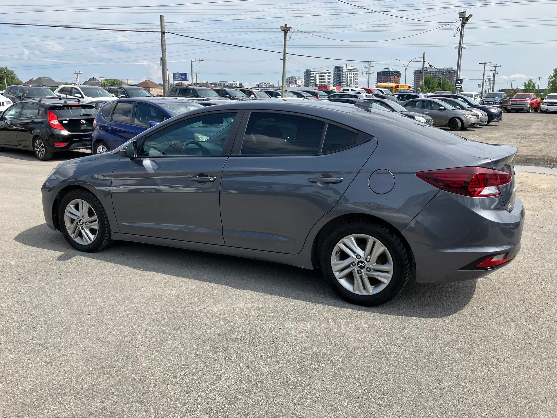 Hyundai Elantra 2020 - Image 8