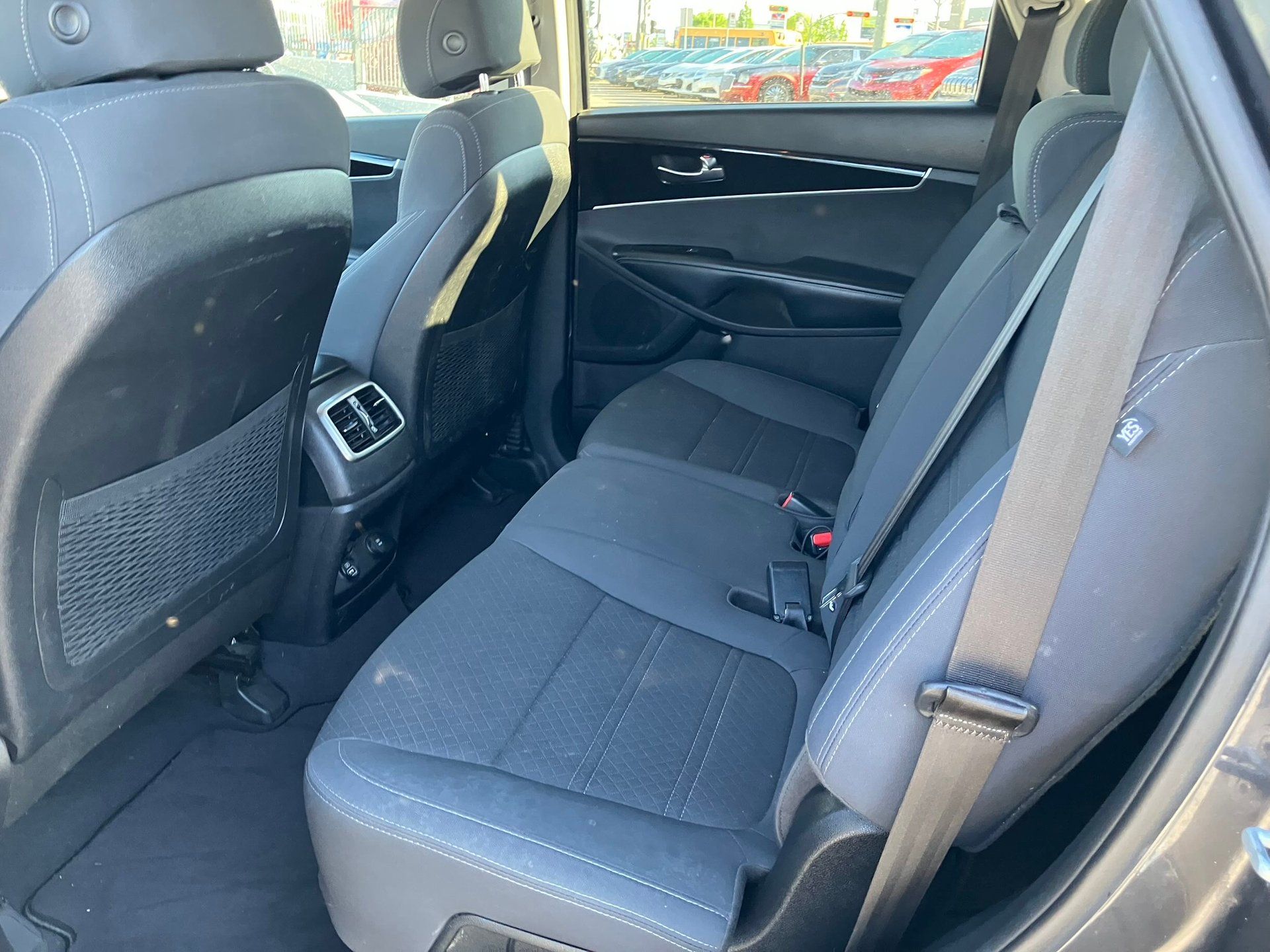 Kia Sorento 2017 - Image 13