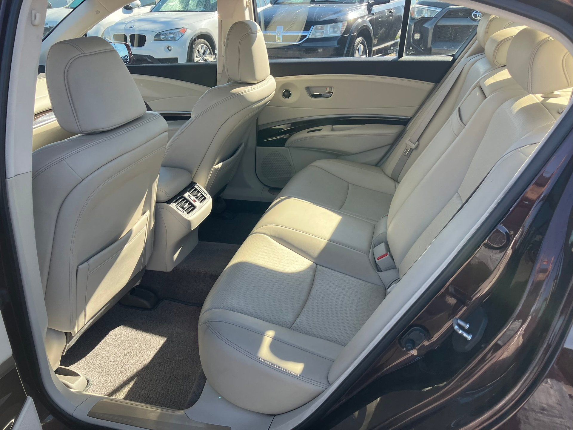 Acura RLX 2014 - Image 14