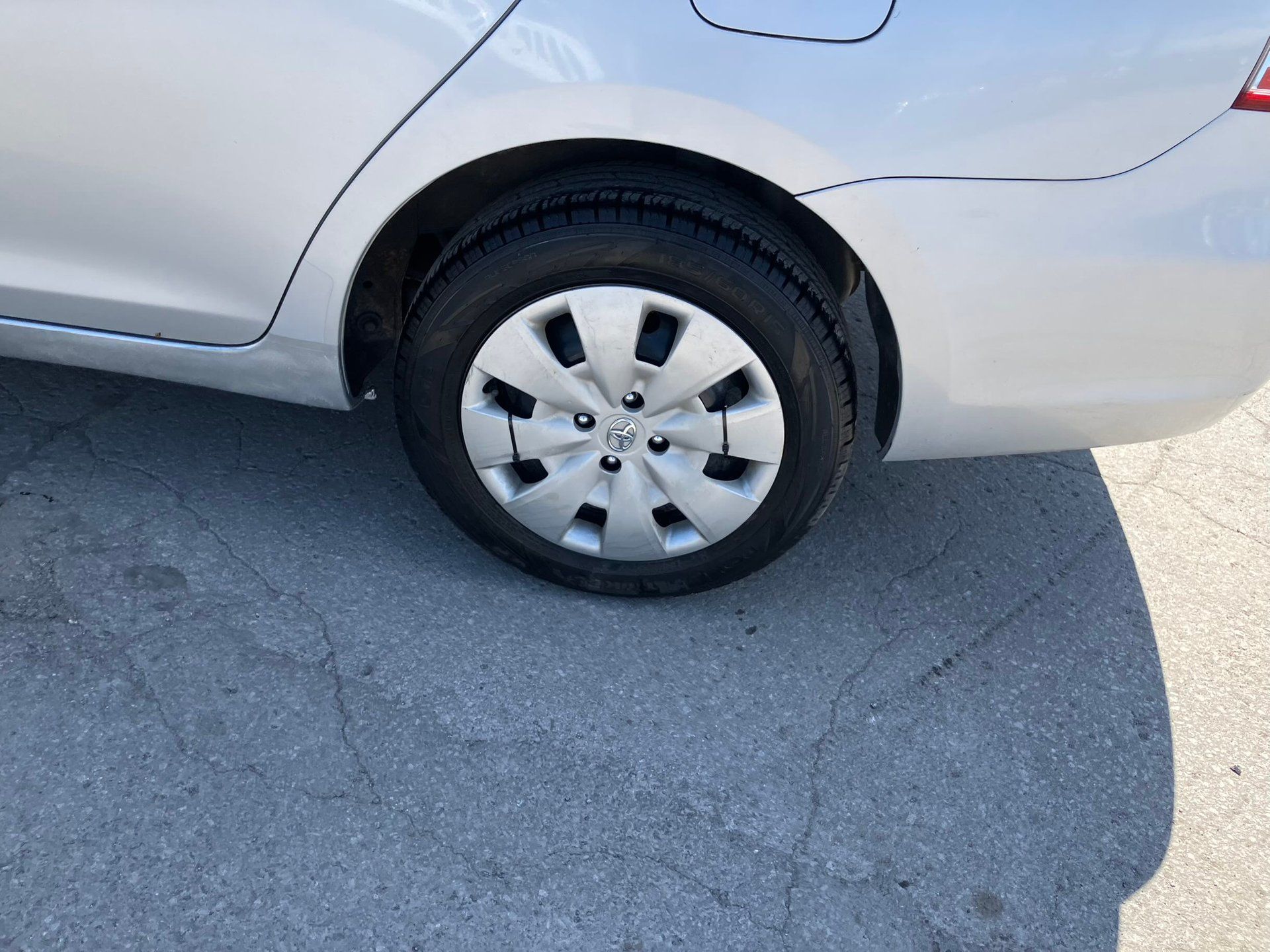 Toyota Yaris 2009 - Image 9