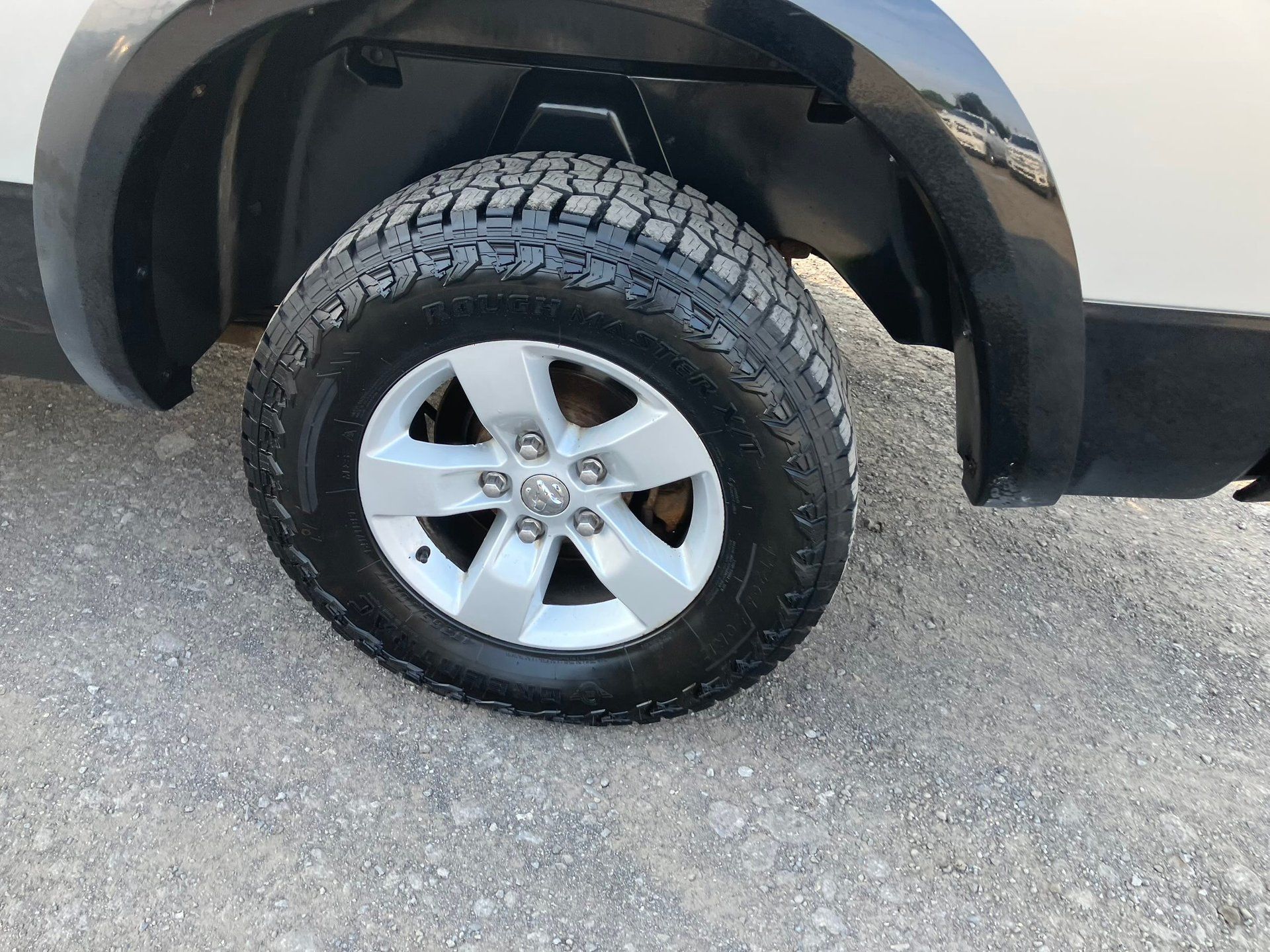 Ram 1500 2014 - Image 9