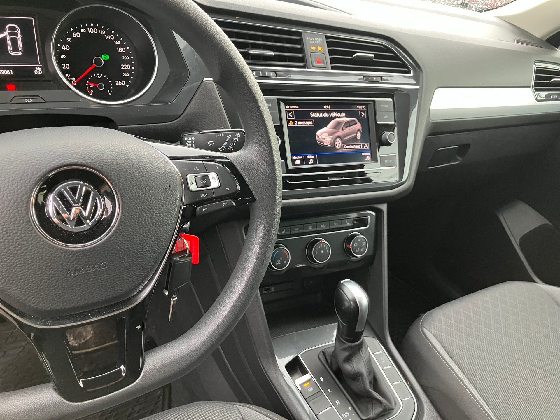 Volkswagen Tiguan 2019 - Image 12