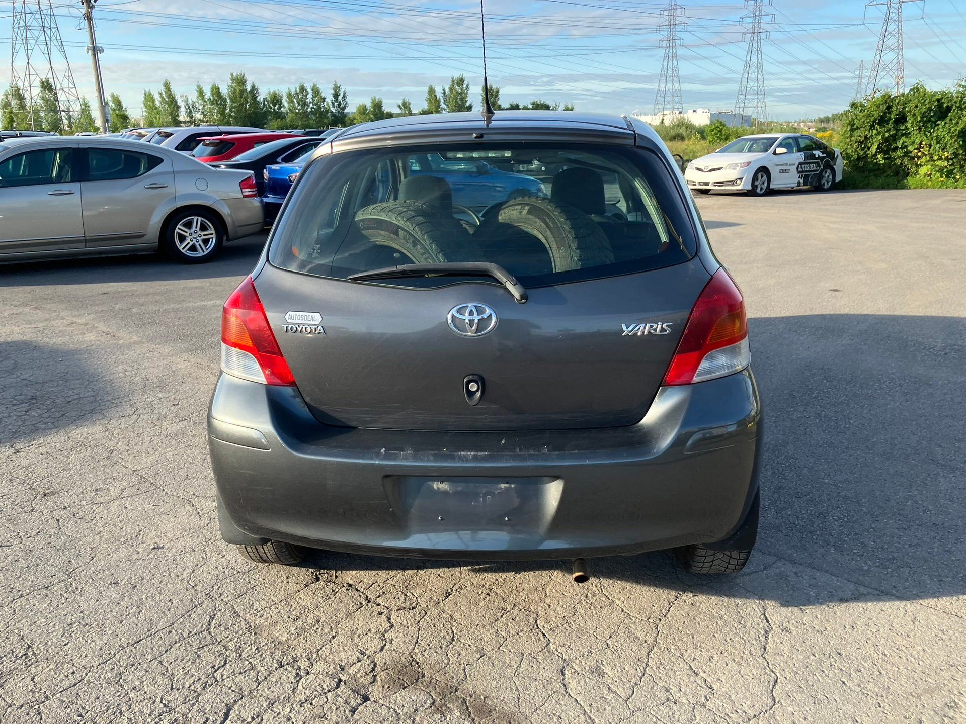 Toyota Yaris 2010 - Image 6
