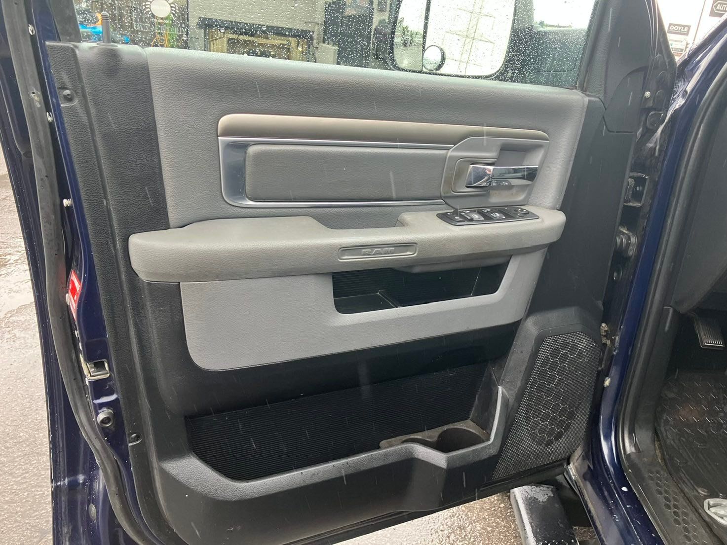 Ram 1500 2017 - Image 10