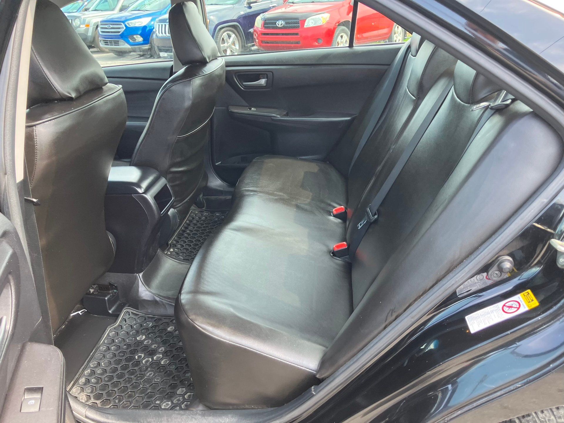 Toyota Camry 2017 - Image 13