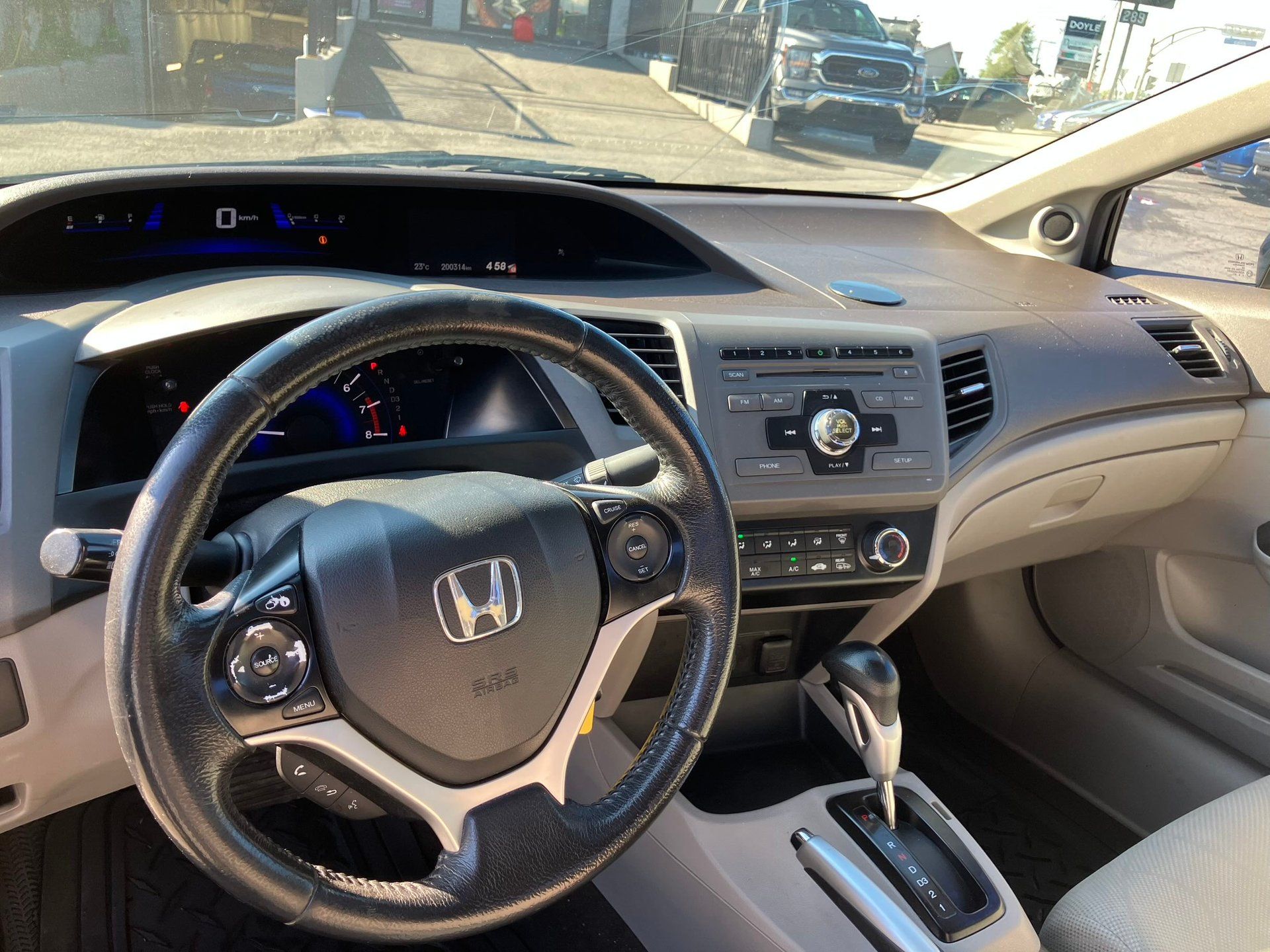 Honda Civic 2012 - Image 12