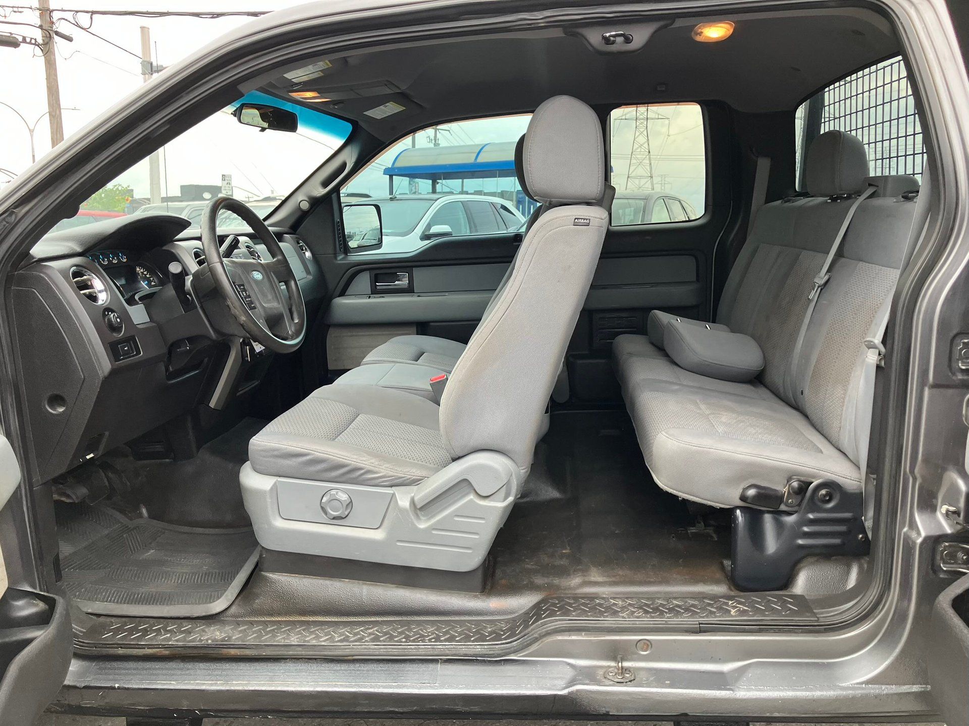 Ford F-150 2012 - Image 13 