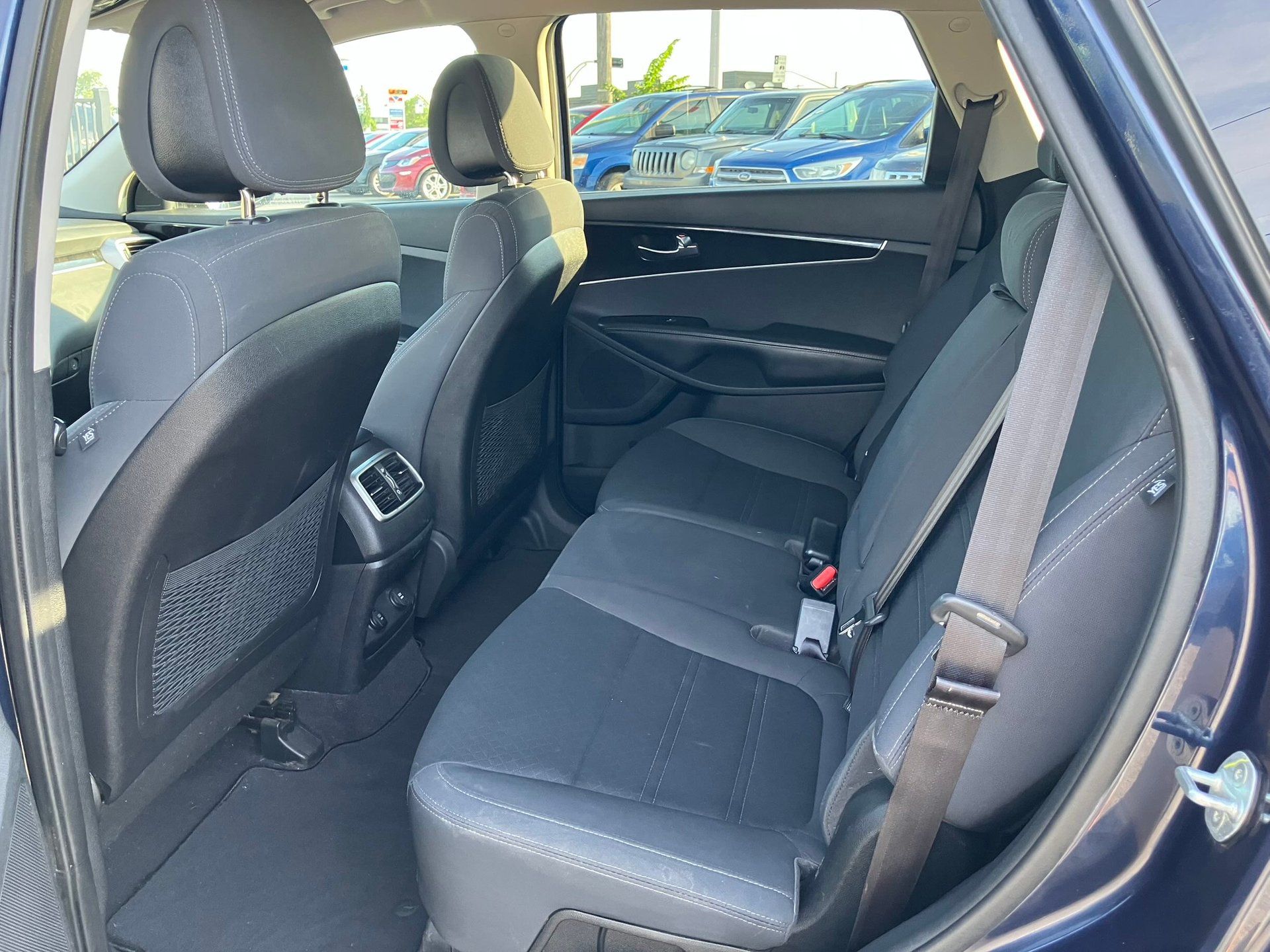Kia Sorento 2016 - Image 13