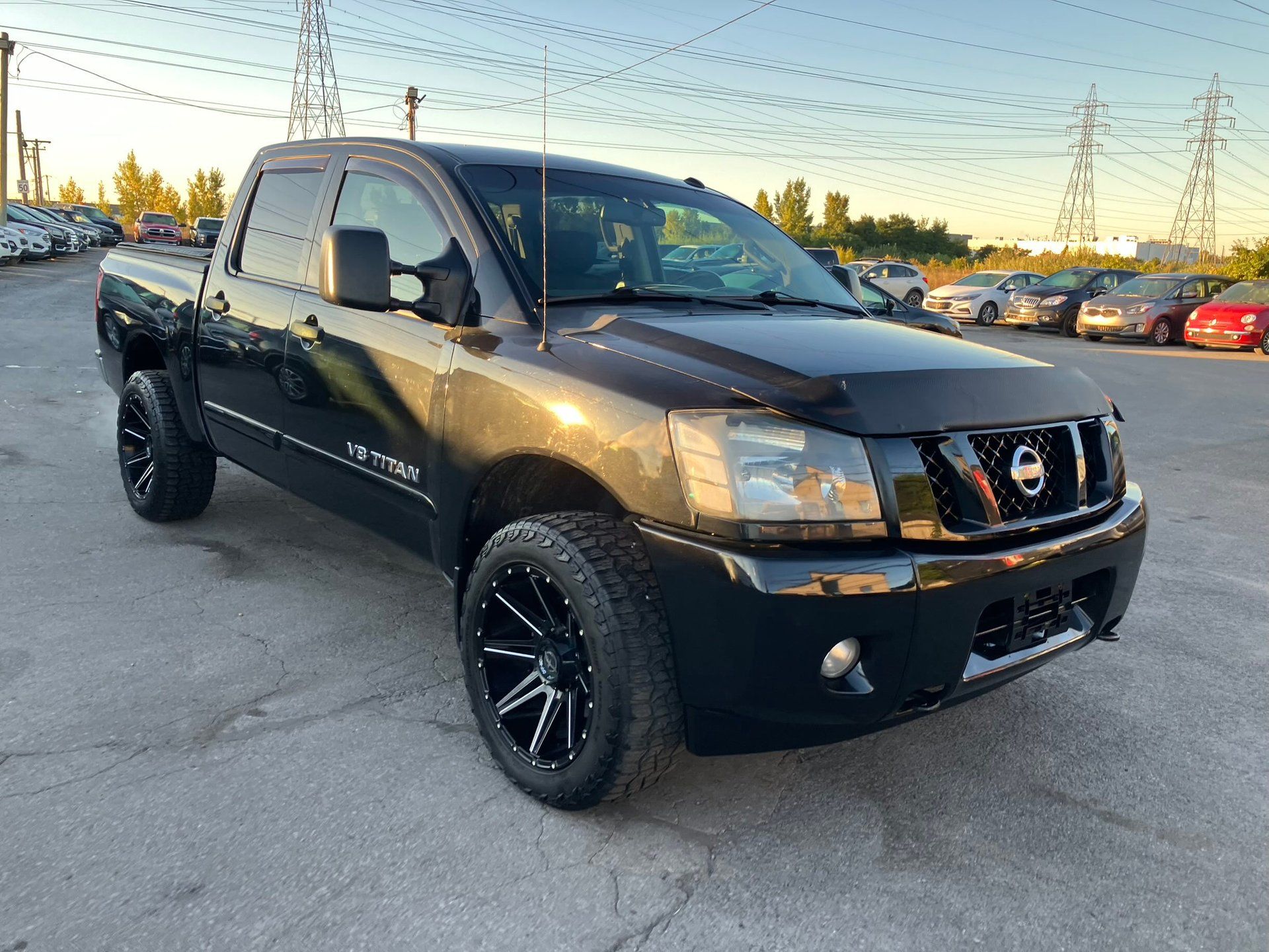 Nissan Titan 2015 - Image 2 