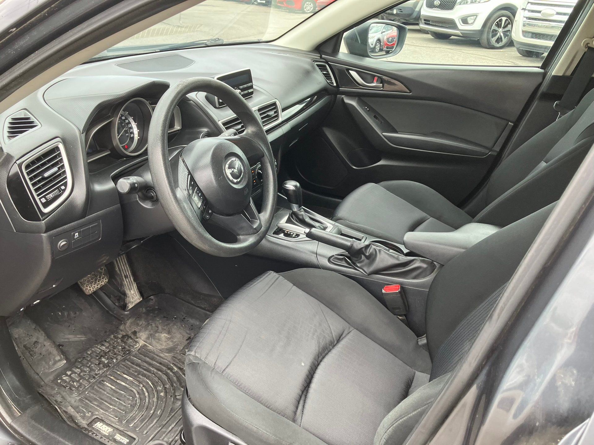 Mazda Mazda3 2015 - Image 10 