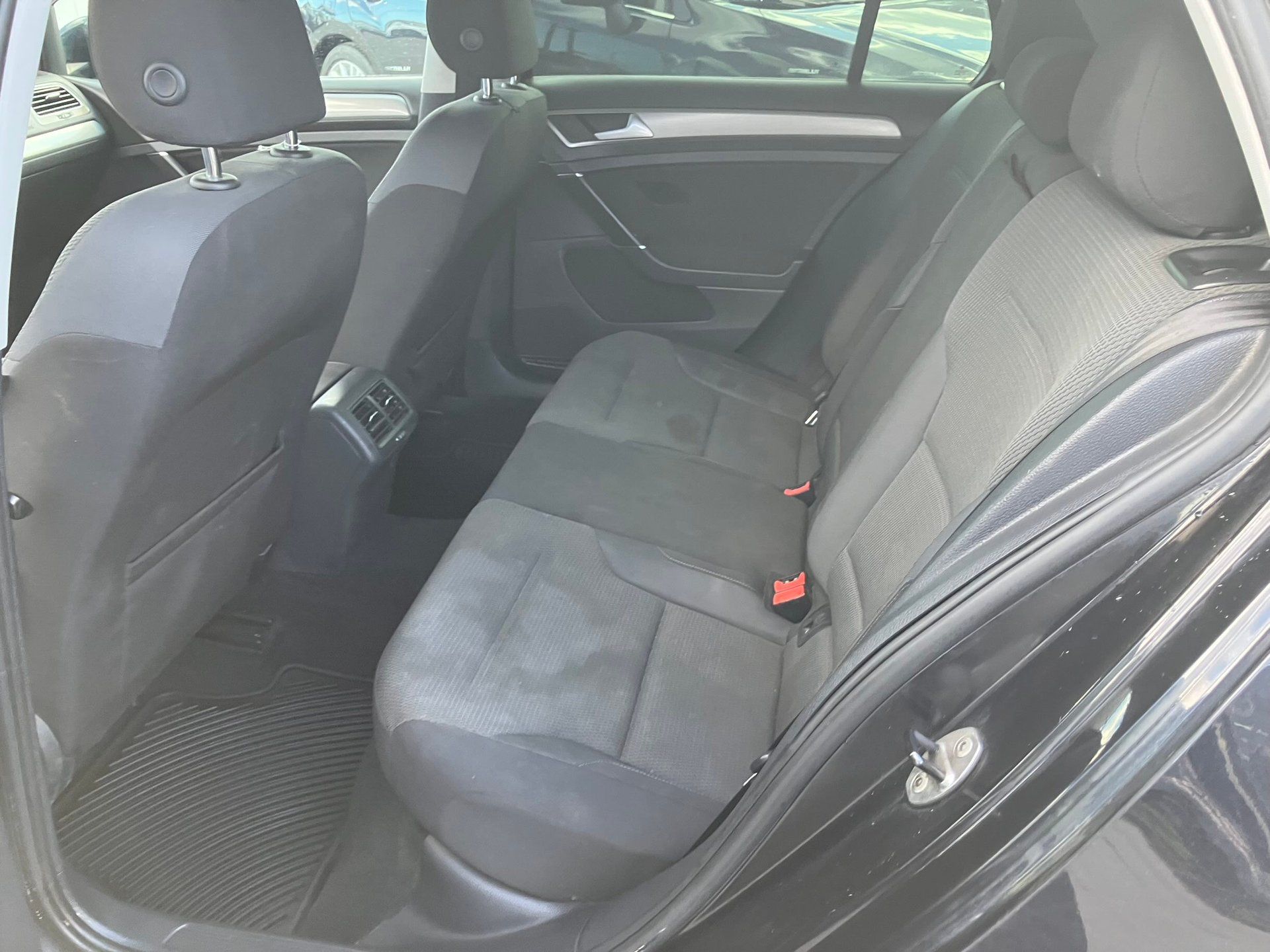 Volkswagen Golf 2016 - Image 11 