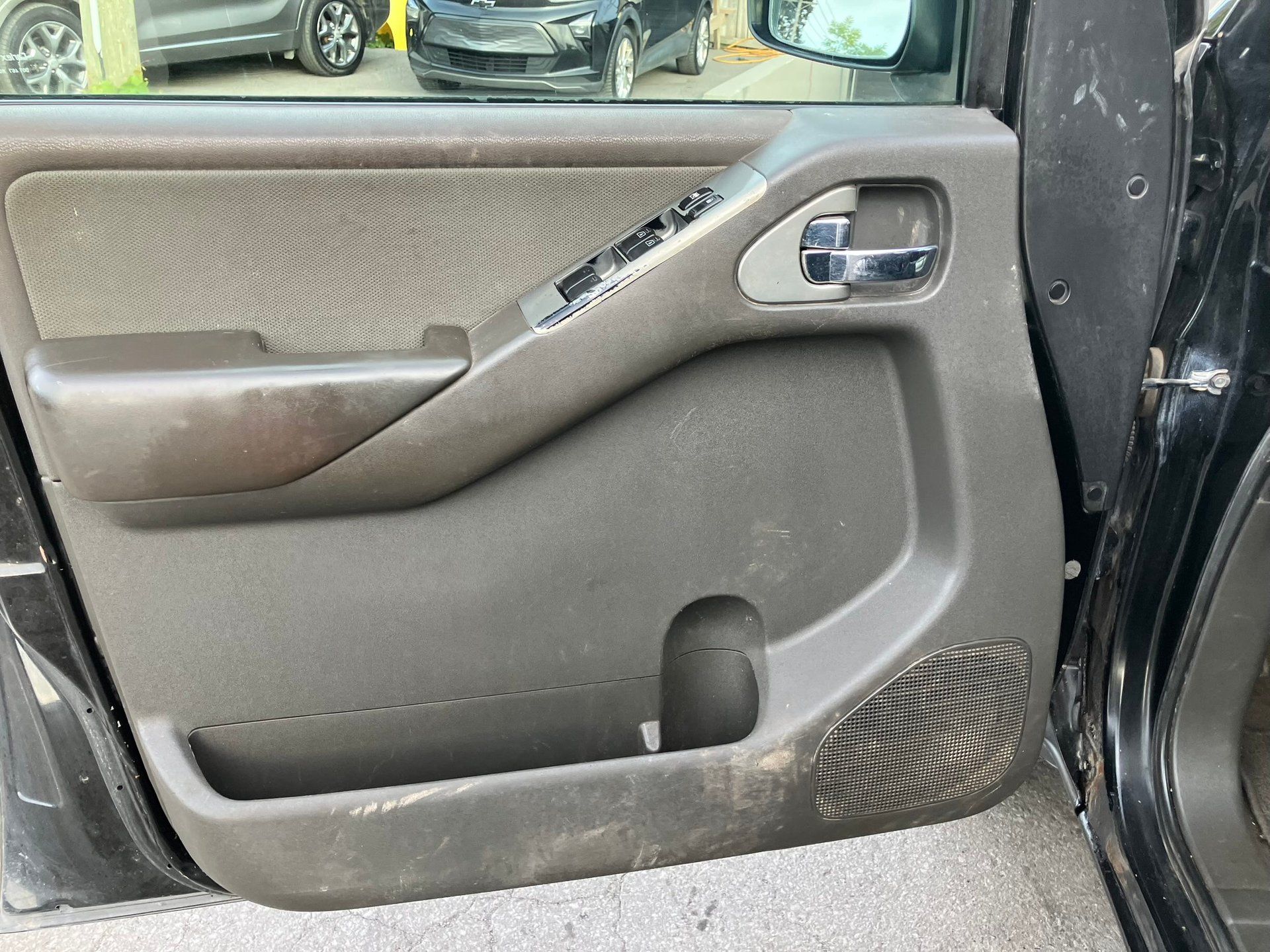 Nissan Pathfinder 2010 - Image 8 