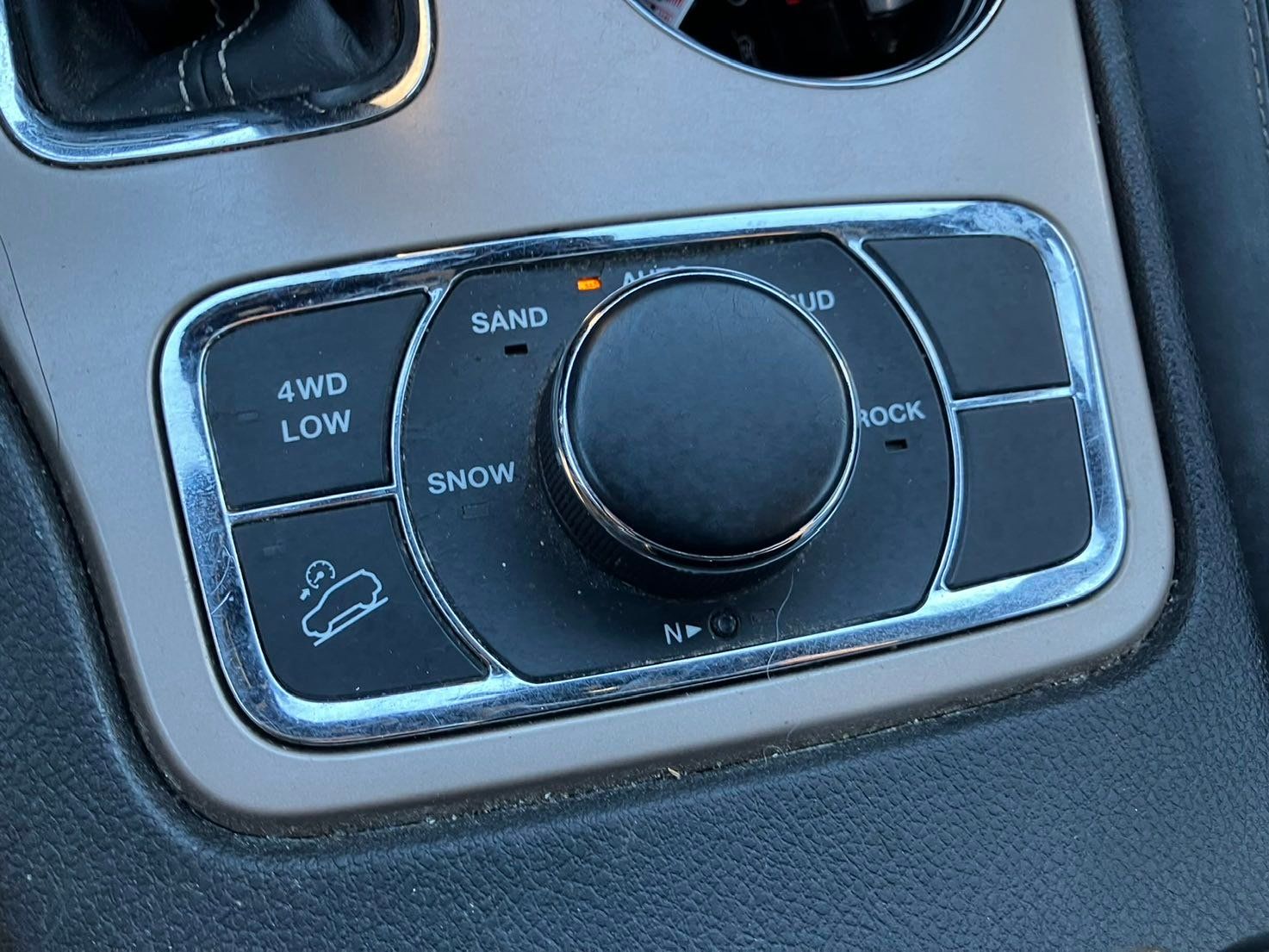 Jeep Grand Cherokee 2016 - Image 12 