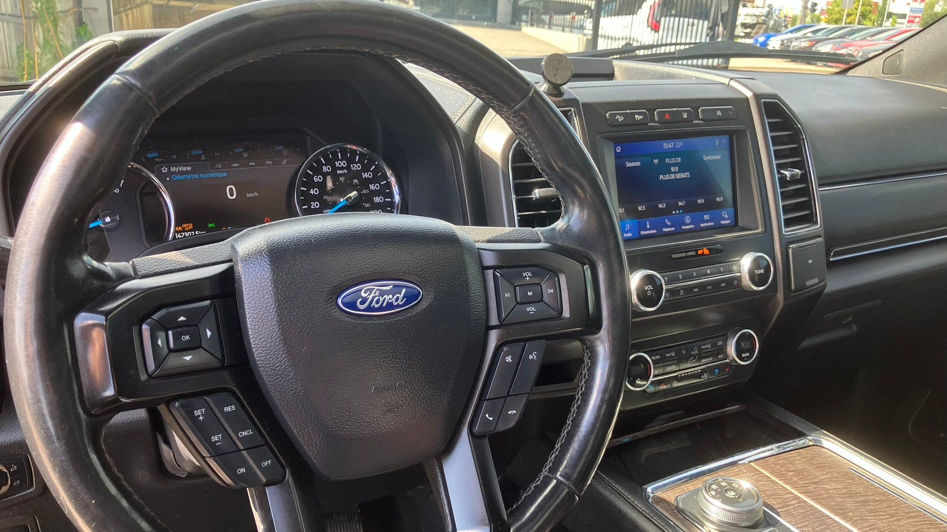 Ford Expedition MAX 2020 - Image 12