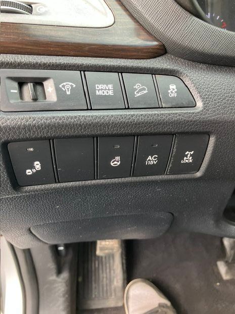 Hyundai Santa Fe XL 2017 - Image 15
