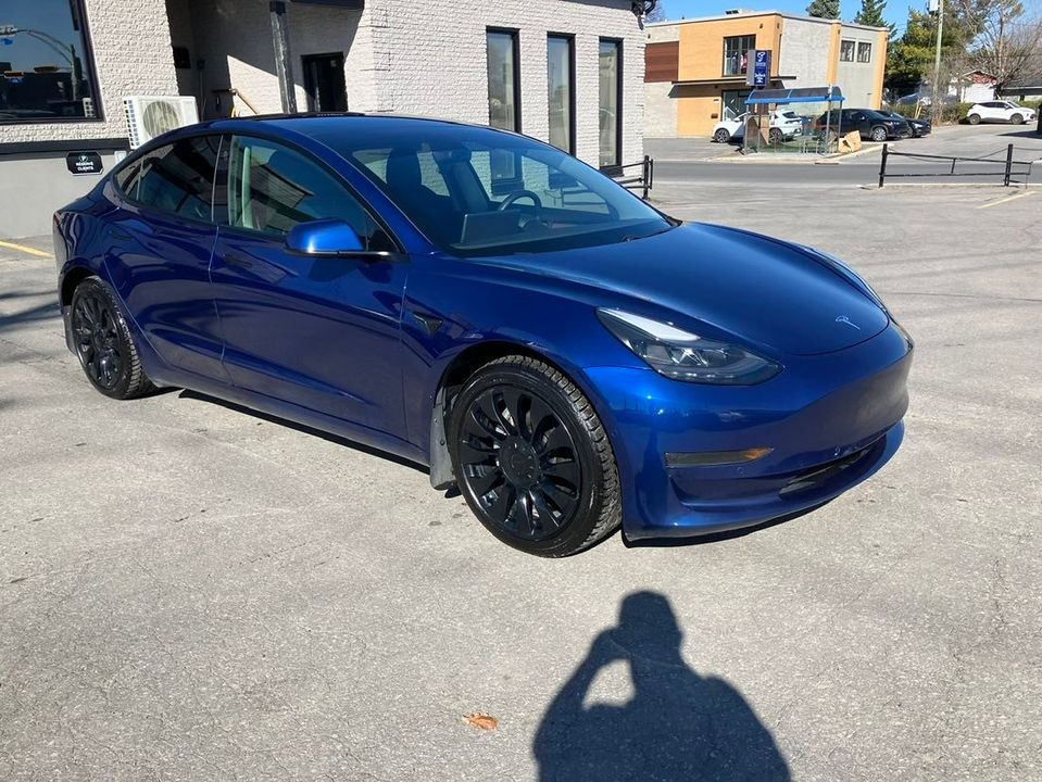 Tesla Model 3 2021 - Image 3