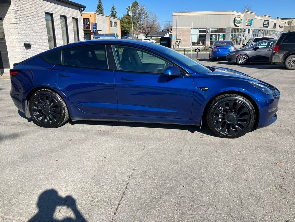 Tesla Model 3 2021 - Image 4