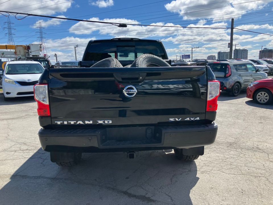 Nissan TITAN XD 2016 - Image 6