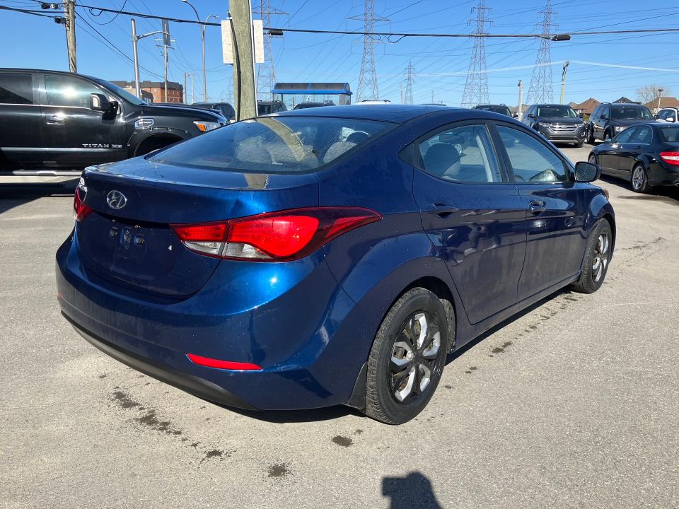 Hyundai Elantra 2016 - Image 5