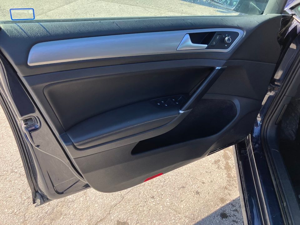 Volkswagen Golf SportWagen 2017 - Image 8
