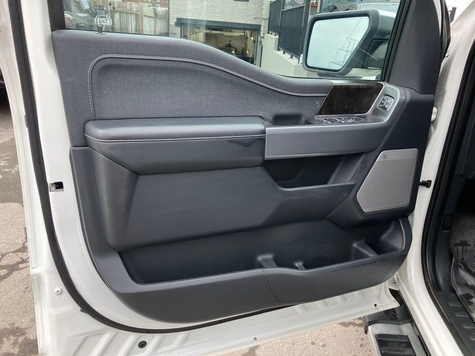 Ford F-150 2022 - Image 10