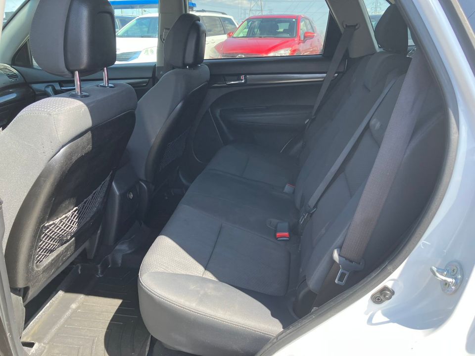 KIA Sorento 2012 - Image 13