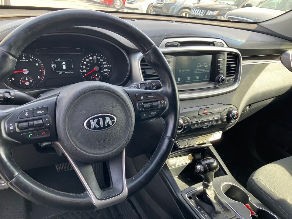 Kia Sorento 2017 - Image 11