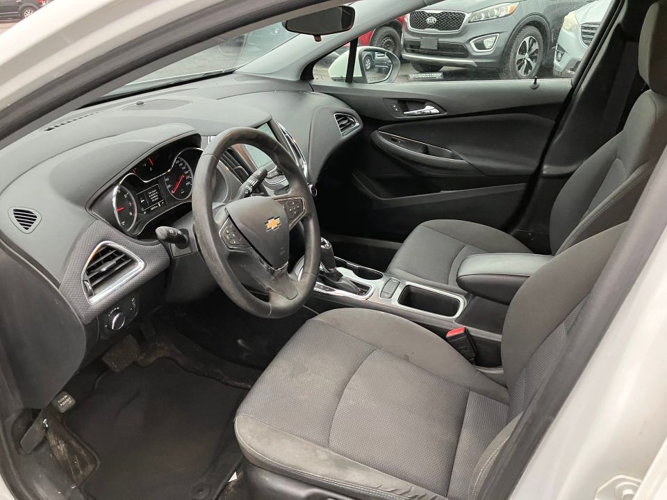 Chevrolet Cruze 2019 - Image 11