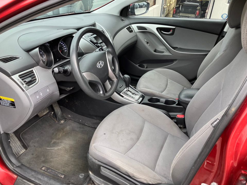 Hyundai Elantra 2013 - Image 10