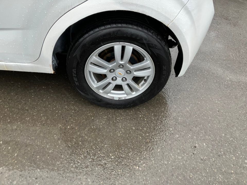 Chevrolet Sonic 2012 - Image 9