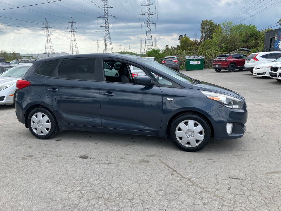 Kia Rondo 2014 - Image 4