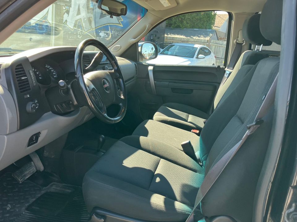 GMC Sierra 1500 2013 - Image 11