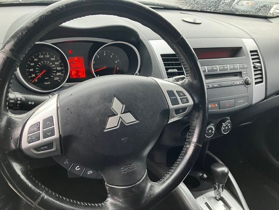 Mitsubishi Outlander 2010 - Image 12