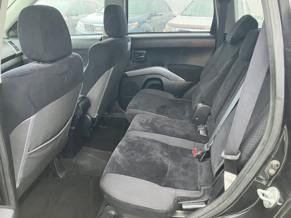 Mitsubishi Outlander 2010 - Image 13