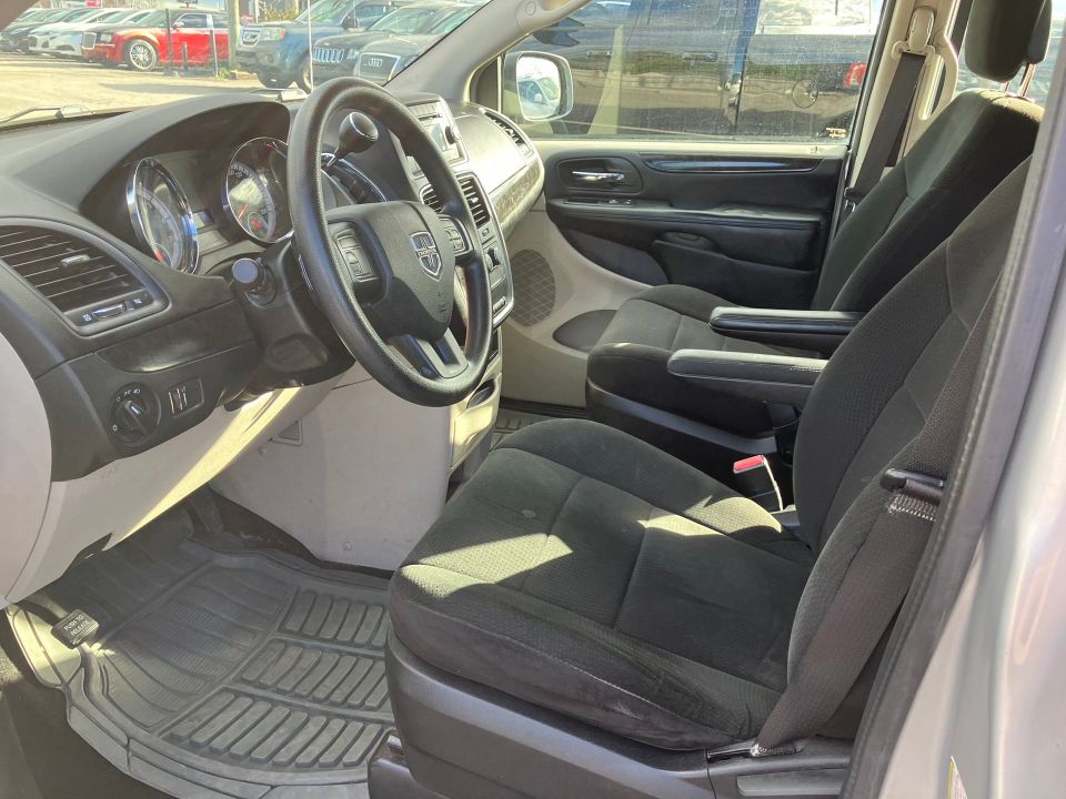 Dodge Grand Caravan 2012 - Image 11